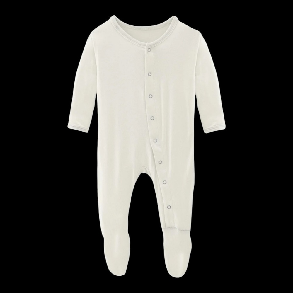 NWT Kickee Footie